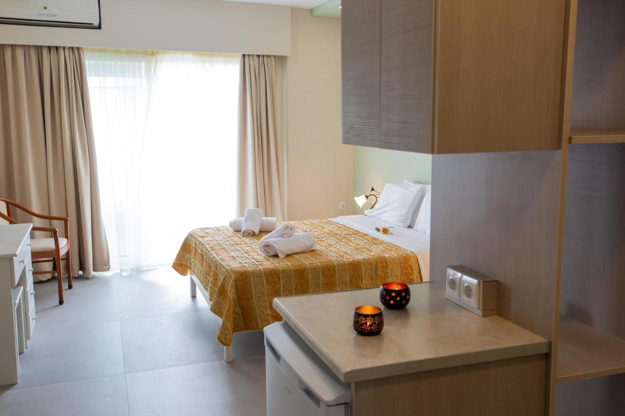 Chrisi Akti Hotel Nafpaktos Exterior foto