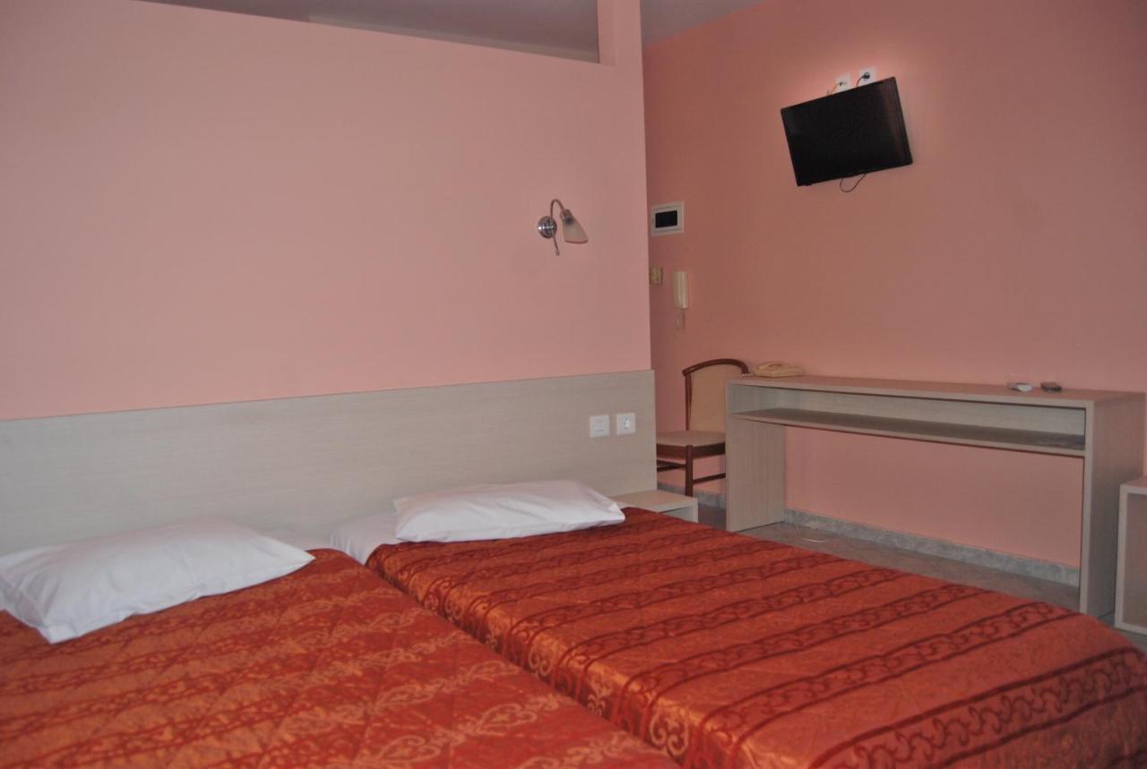 Chrisi Akti Hotel Nafpaktos Exterior foto
